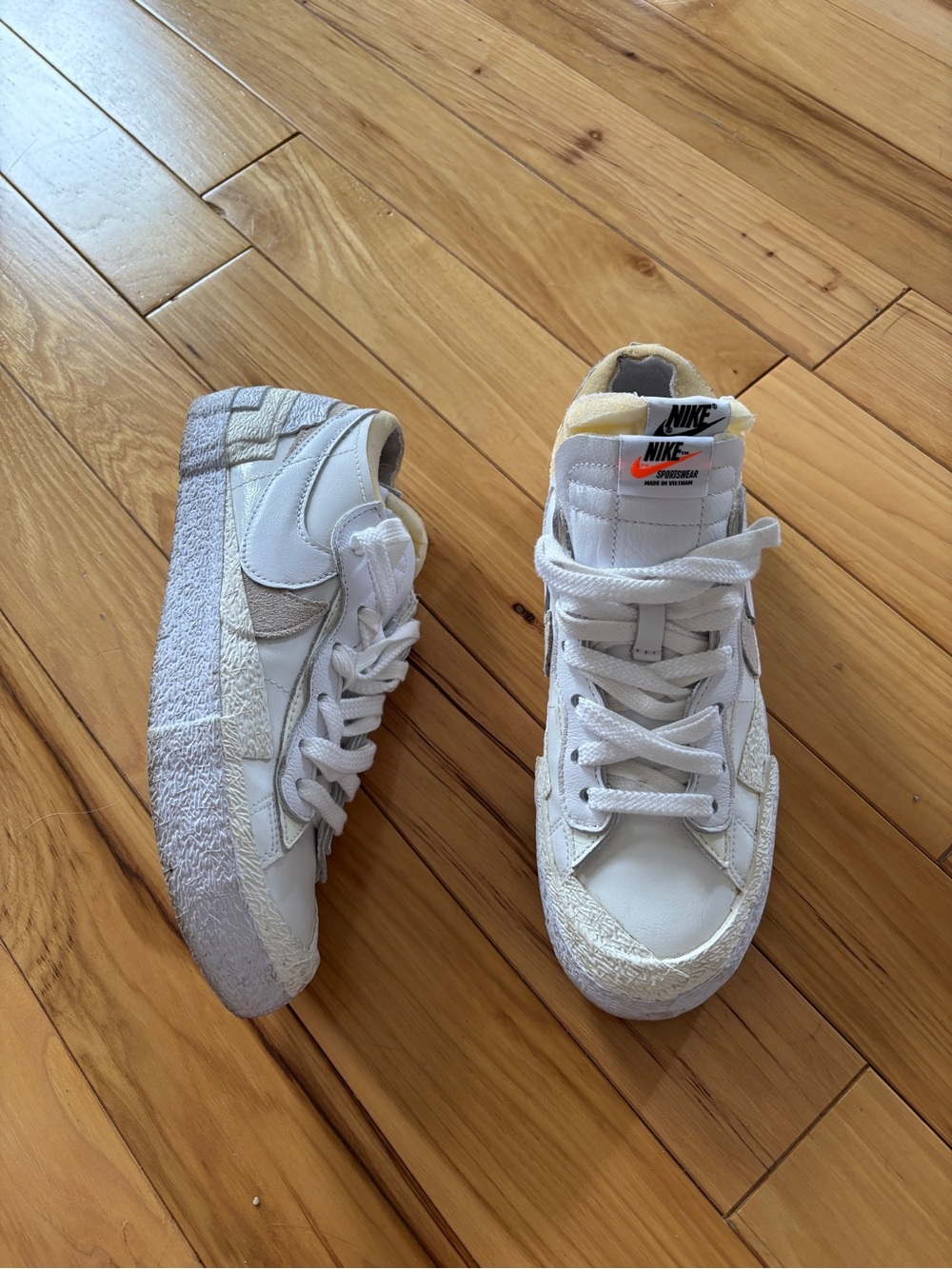 Nike blazer low x sacai white patent leather sneakers women’s 8